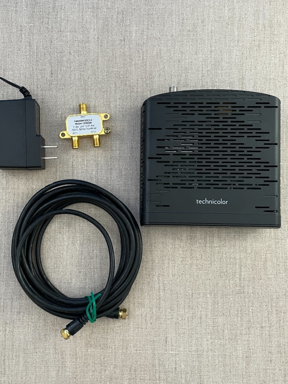 Technicolor TC4300.E High-Speed Cable Modem Bundle, Tested Working